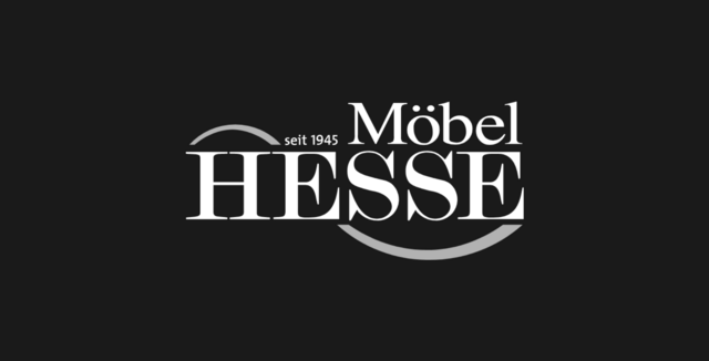 Logo von Möbel Hesse auf dunkler Fläche